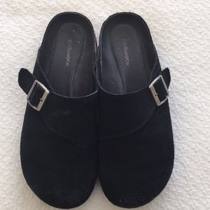 G.H.Bass&Co. Black Suede Clogs.